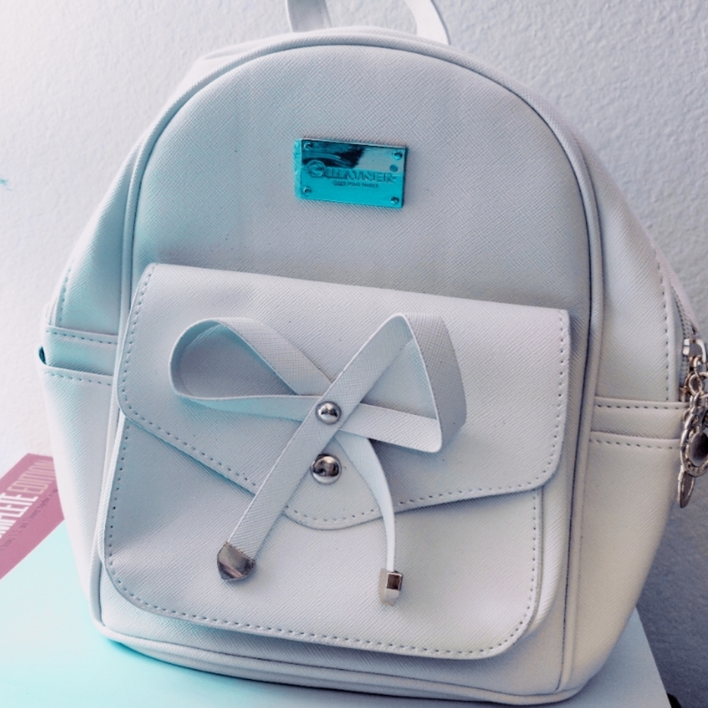 White Day Backpack